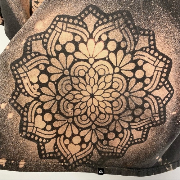 Quicksilver Tee Tshirt Mens Size XL Unisex Crewneck Short Sleeve Upcycled Gray - Picture 6 of 12